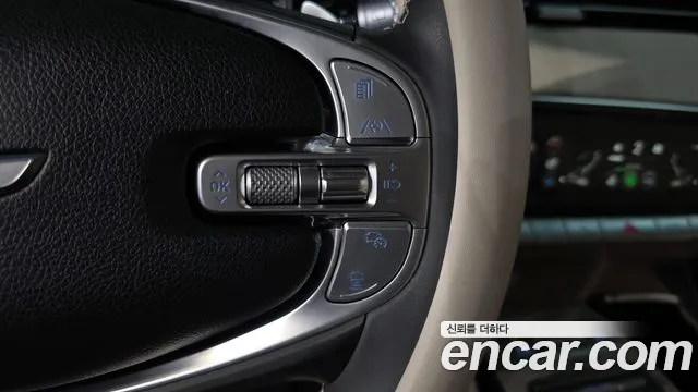 Genesis GV70 — Фото автомобиля 21