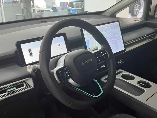 GAC Aion Y — Фото автомобиля 5