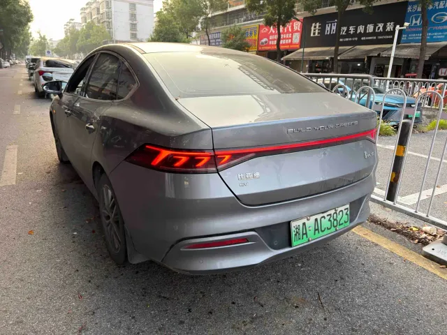 BYD Qin PLUS — Фото автомобиля 7