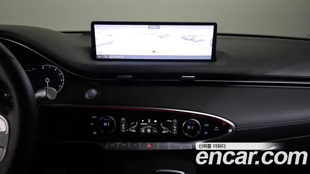 Genesis GV70 — Фото автомобиля 14