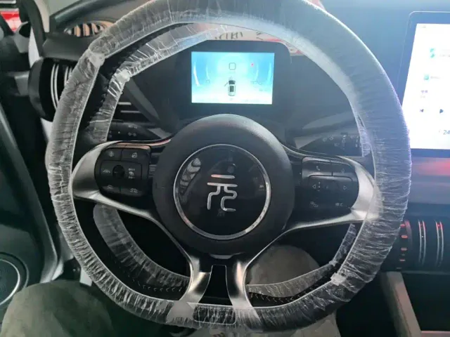 BYD Yuan PLUS — Фото автомобиля 10