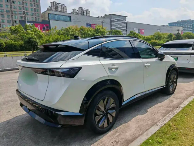 Nissan Ariya — Фото автомобиля 4
