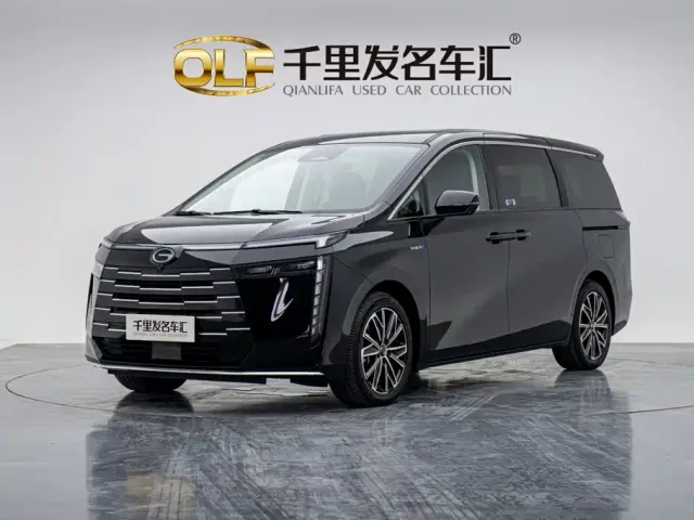 Фотография автомобиля — GAC Trumpchi E8