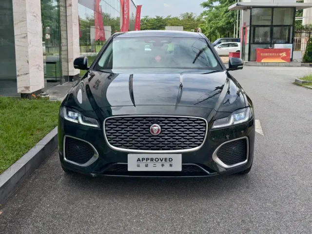 Jaguar XFL — Фото автомобиля 2