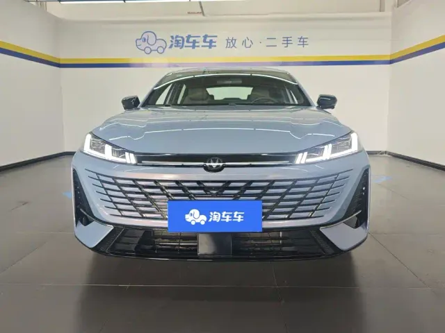 Changan Eado — Фото автомобиля 2