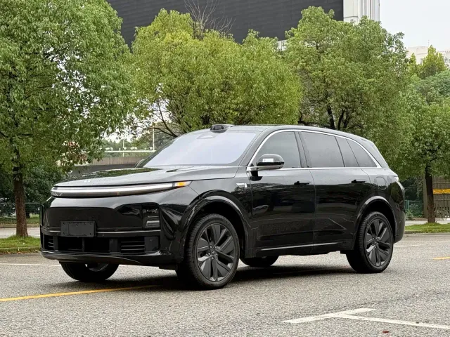 Фотография автомобиля — Li Auto L7