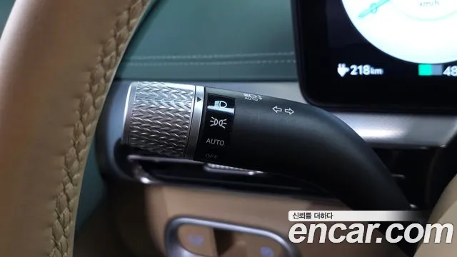 Genesis GV60 — Фото автомобиля 27