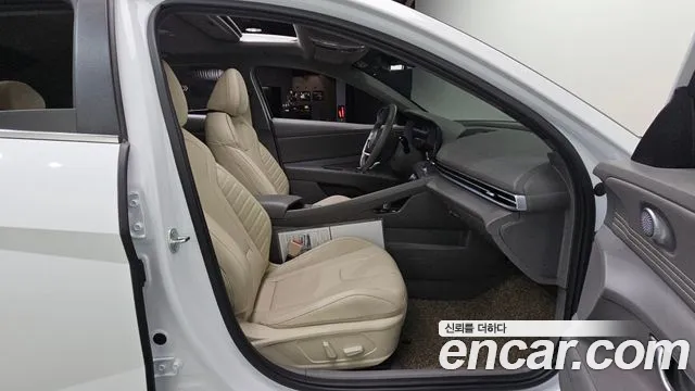Hyundai Avante CN7 — Фото автомобиля 17