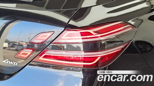 Genesis G70 — Фото автомобиля 23