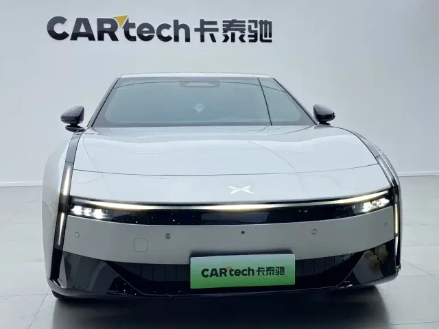 Xpeng P7 — Фото автомобиля 10