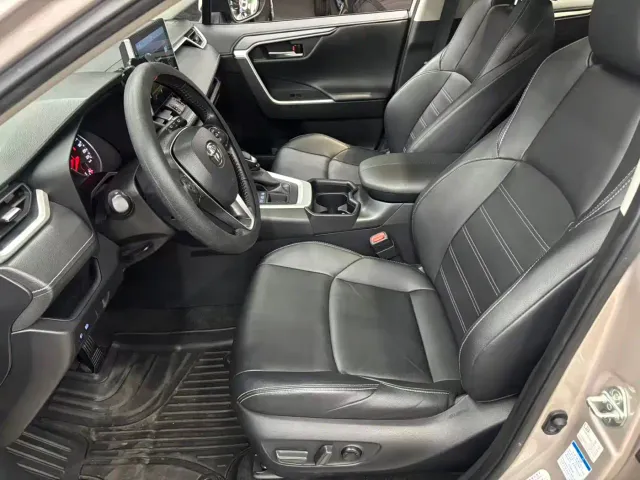 Toyota Wildlander — Фото автомобиля 8