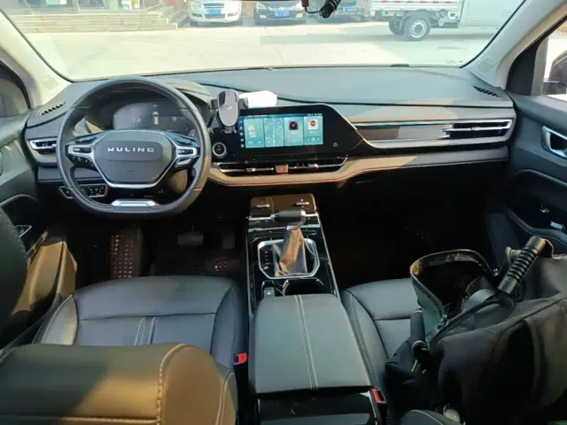 Wuling Victory — Фото автомобиля 9