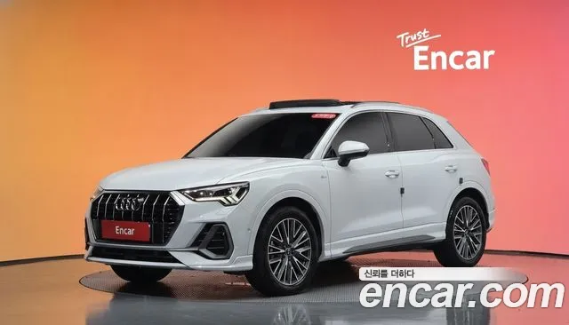 Фотография автомобиля — Audi Q3 F3