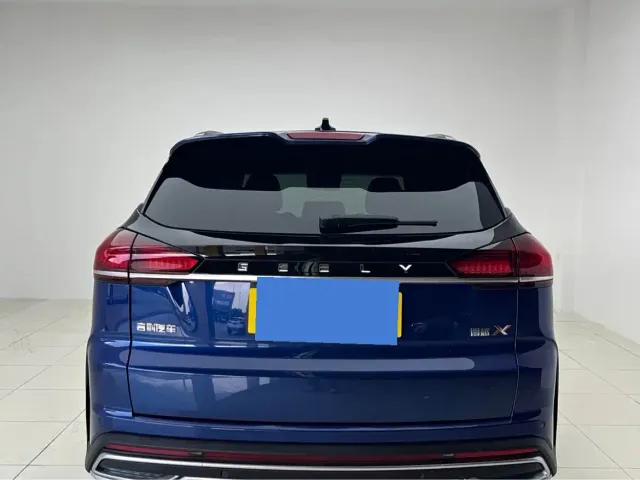 Geely Boyue — Фото автомобиля 6