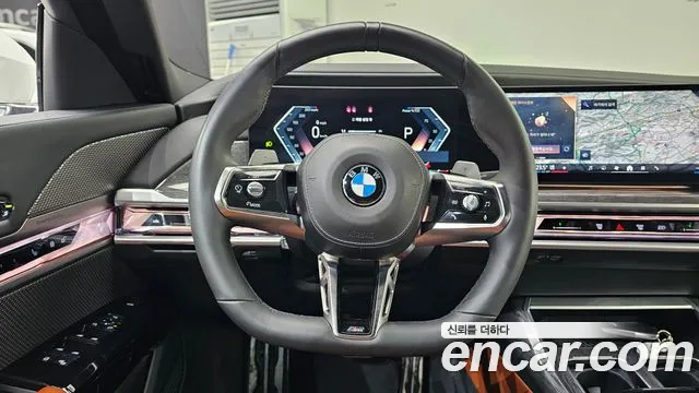 BMW 7-Series — Фото автомобиля 14