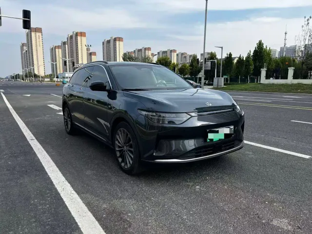 Leapmotor C11 — Фото автомобиля 3