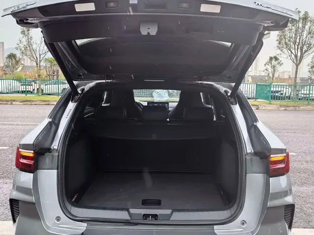 BYD Song PLUS — Фото автомобиля 12