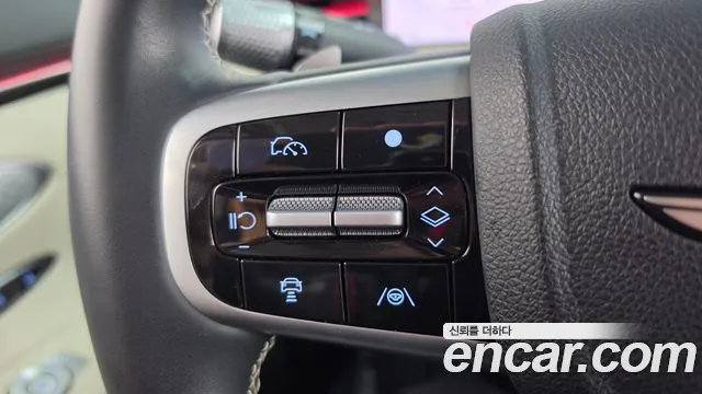 Genesis GV70 — Фото автомобиля 23