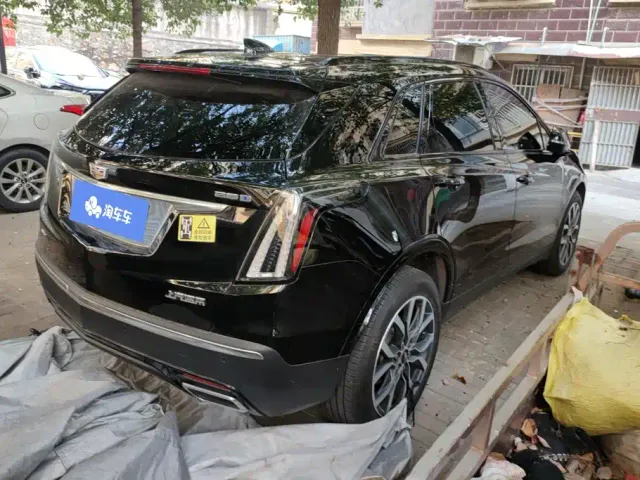 Cadillac XT5 — Фото автомобиля 3