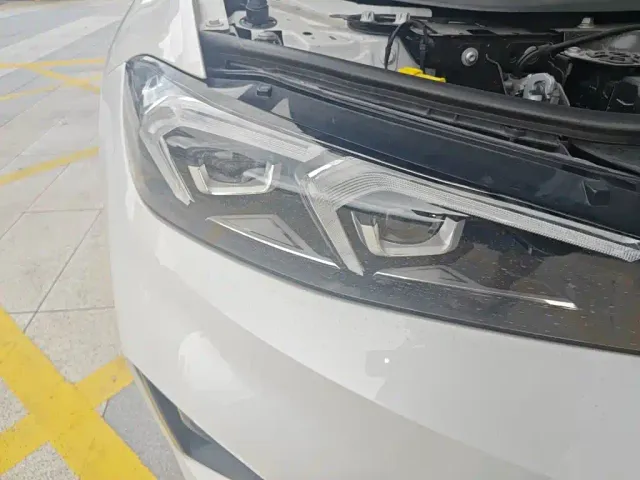 BMW BMW i3 2024 eDrive 35 L — Фото автомобиля 7