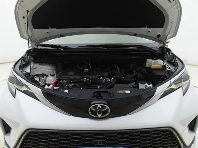 Toyota Granvia — Фото автомобиля 9