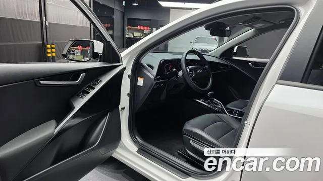 Kia Niro The All New Niro — Фото автомобиля 15