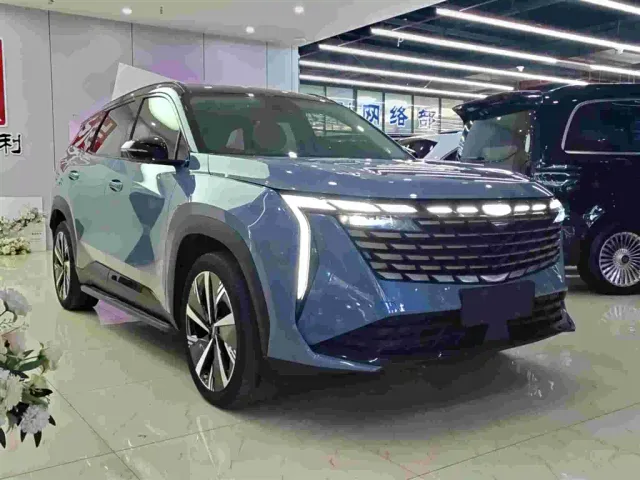 Geely Boyue L — Фото автомобиля 3