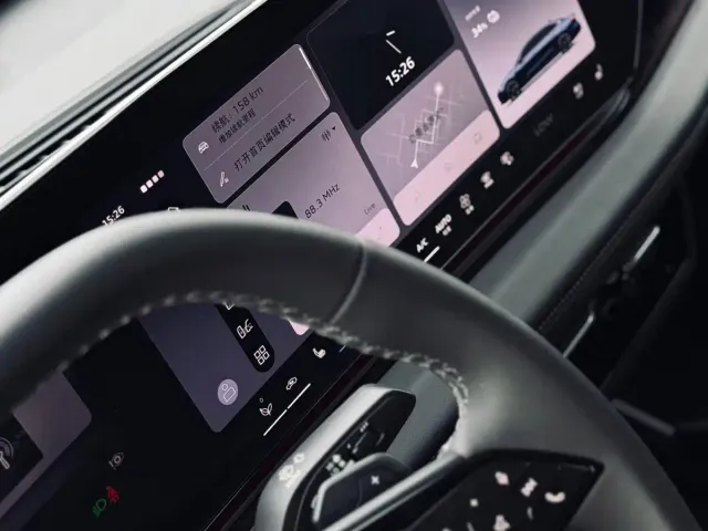 Audi A6L e-tron — Фото автомобиля 10