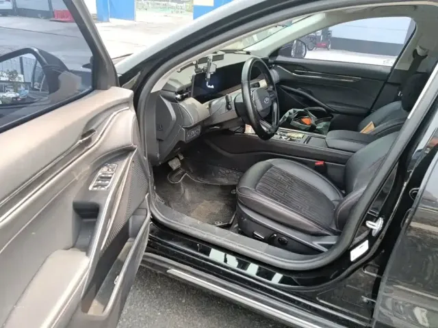 Ford Mondeo — Фото автомобиля 12