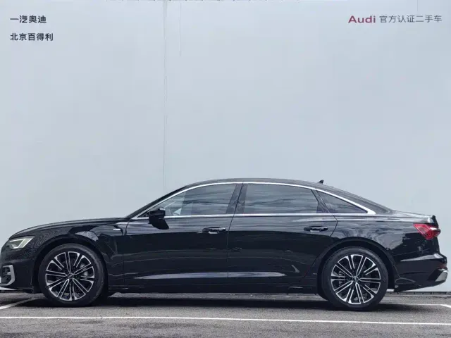 Audi A6L — Фото автомобиля 13