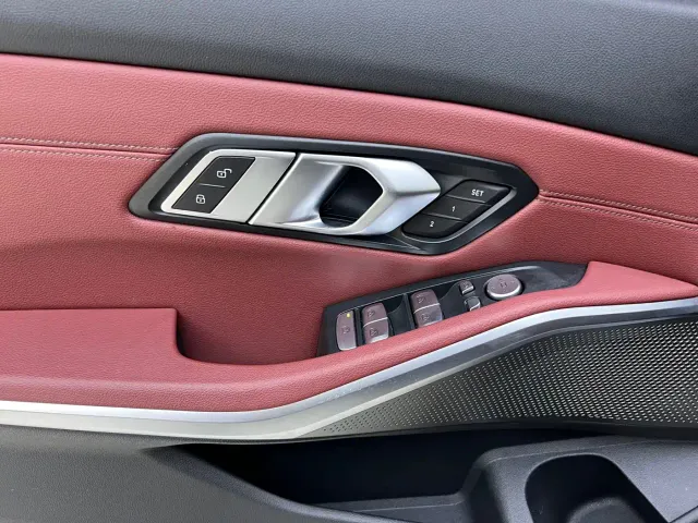 BMW 3 Series — Фото автомобиля 8