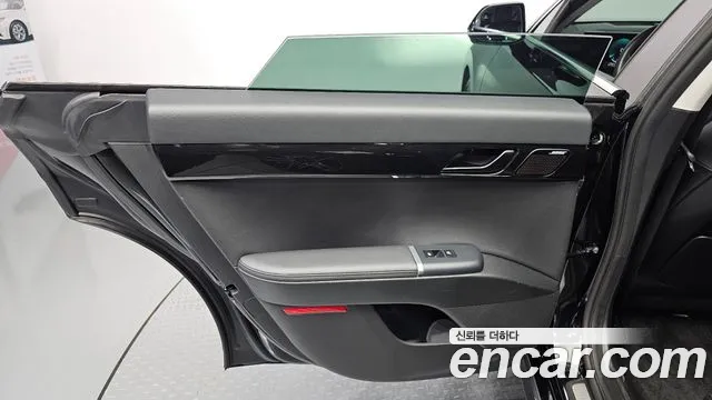 Hyundai Grandeur GN7 — Фото автомобиля 14