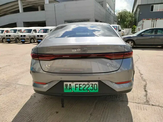 BYD Qin PLUS — Фото автомобиля 9