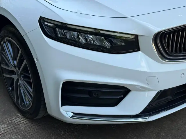 Geely Xingrui — Фото автомобиля 11