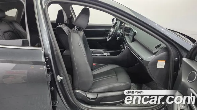 Hyundai Sonata — Фото автомобиля 11