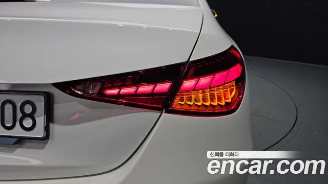 Mercedes-Benz C-Class — Фото автомобиля 22