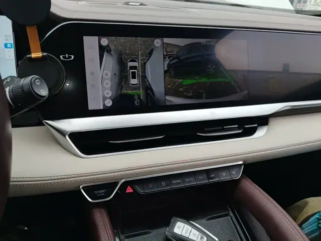 Geely Xingyue L — Фото автомобиля 12