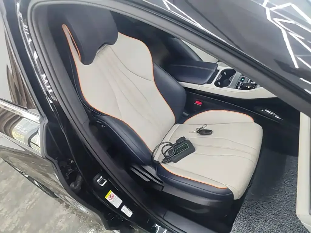 BYD Song PLUS PHEV 2024 Glory Edition DM-i 110km Flagship — Фото автомобиля 24