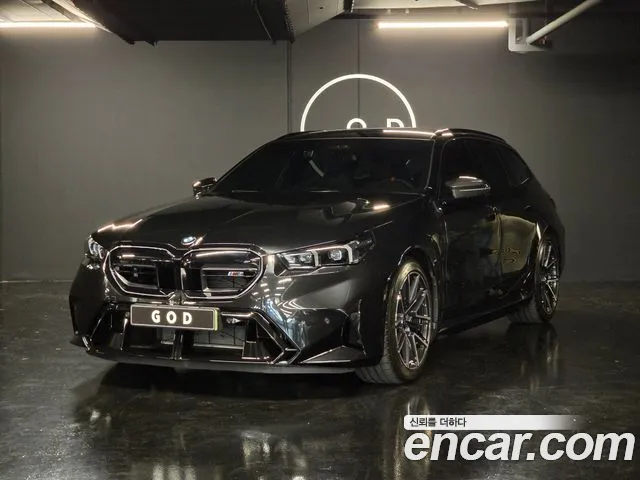 BMW M5 G90 — Фото автомобиля 3