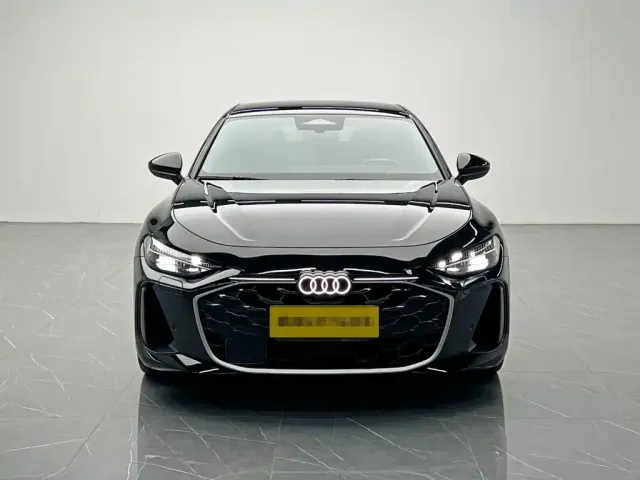 Audi Audi A5L Sportback 2025 Model 2.0T Luxury — Фото автомобиля 2