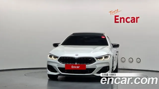 BMW 8-Series — Фото автомобиля 2