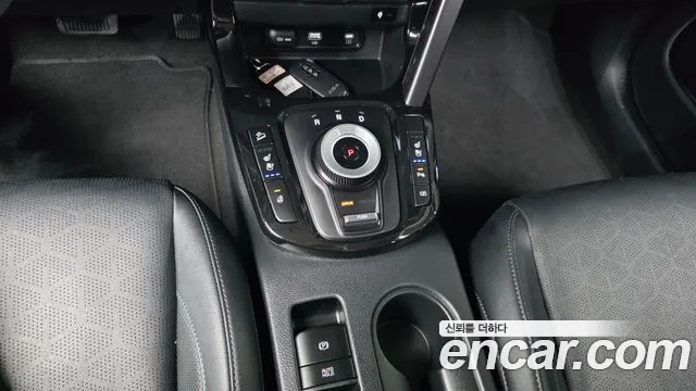Kia Seltos Новый Seltos Бензин 1.6 турбо 2WD — Фото автомобиля 3