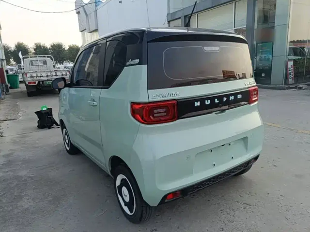 Wuling Hongguang Mini EV — Фото автомобиля 4