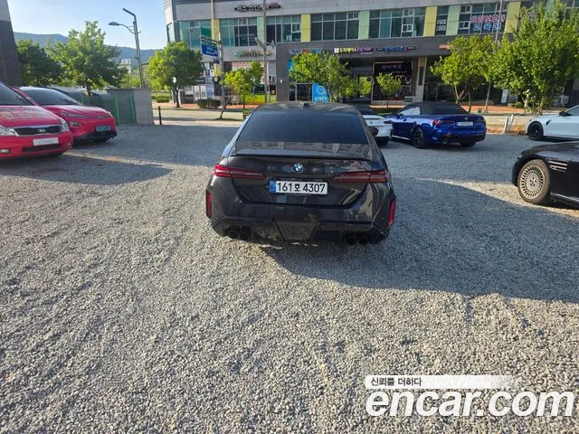 BMW M5 G90 — Фото автомобиля 4