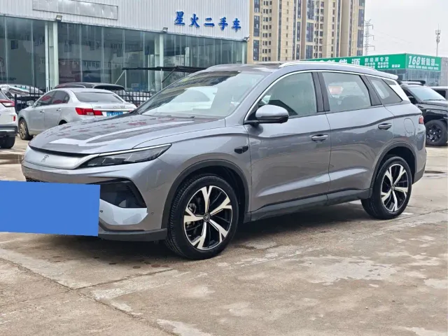 Фотография автомобиля — BYD Song Pro