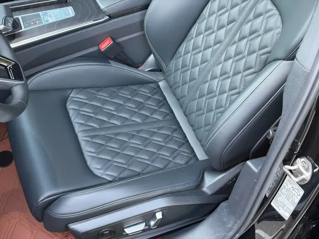 Audi A6L — Фото автомобиля 5