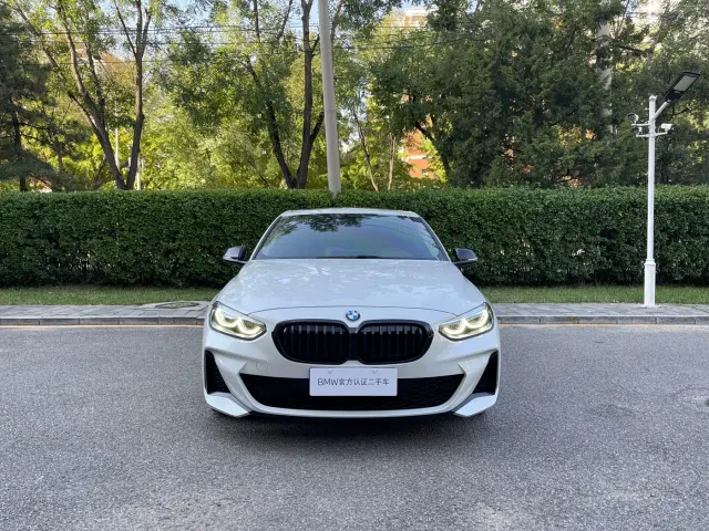 BMW 1 Series — Фото автомобиля 2