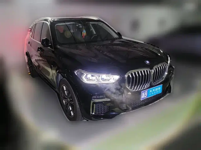BMW X5 — Фото автомобиля 3