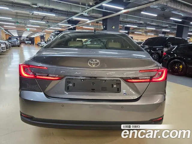 Toyota Camry — Фото автомобиля 19