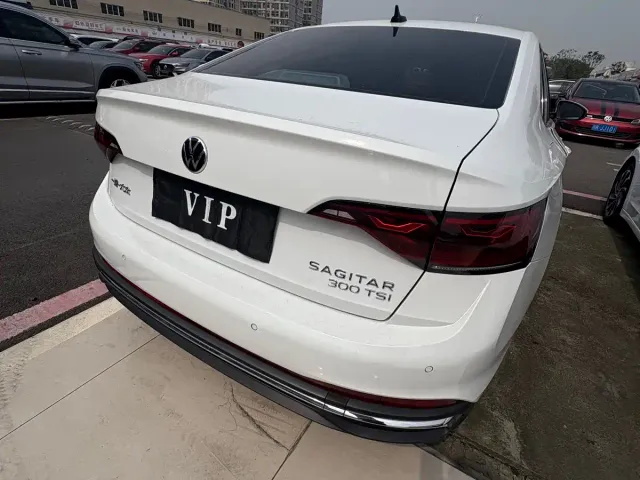 Volkswagen Sagitar — Фото автомобиля 16